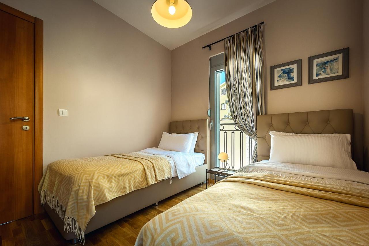 2Montenegro Limeta Apartments With Pool Kotor Luaran gambar