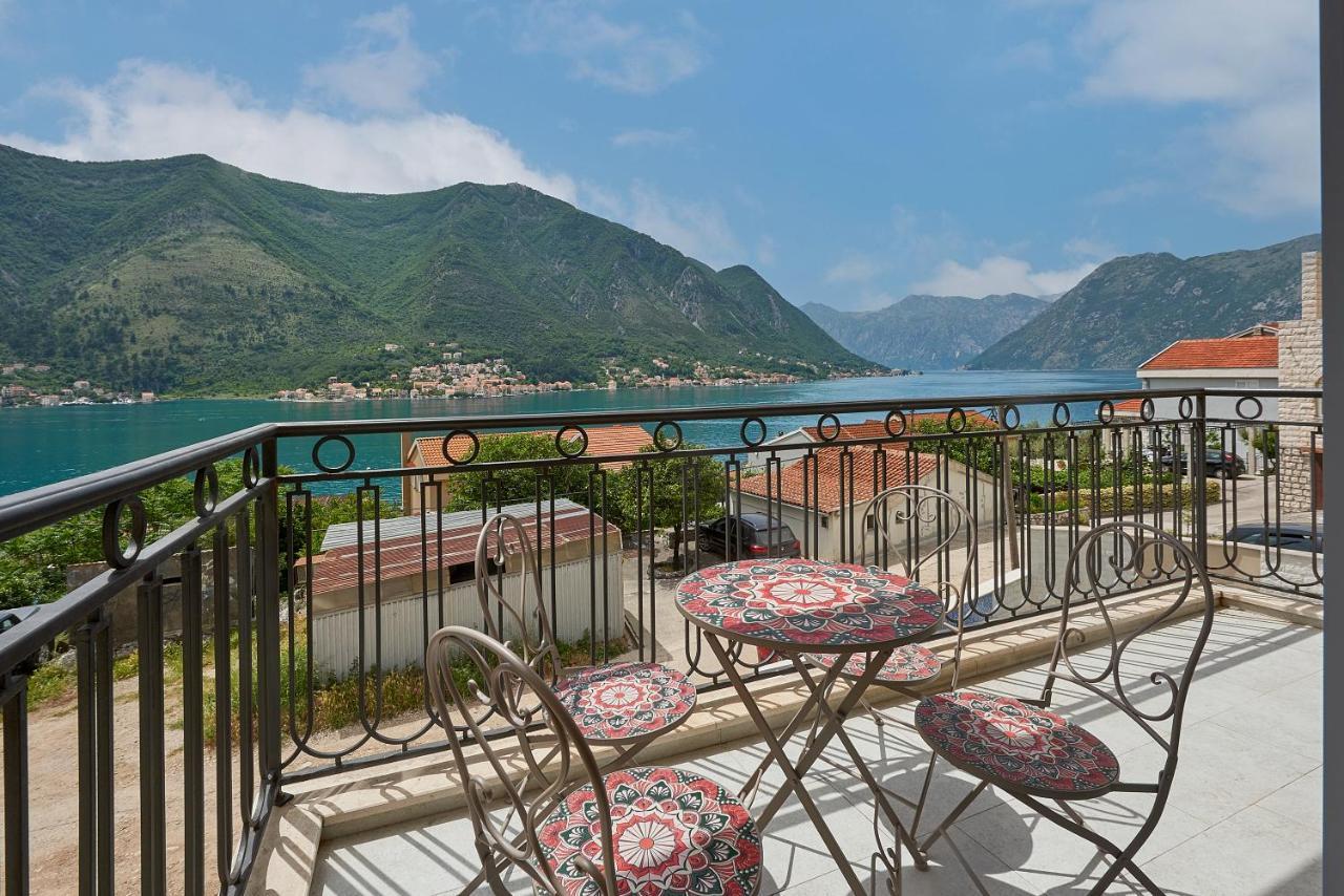 2Montenegro Limeta Apartments With Pool Kotor Luaran gambar